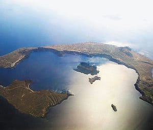 Caldera de Santorini- Un Viaje Submarino Inolvidable
