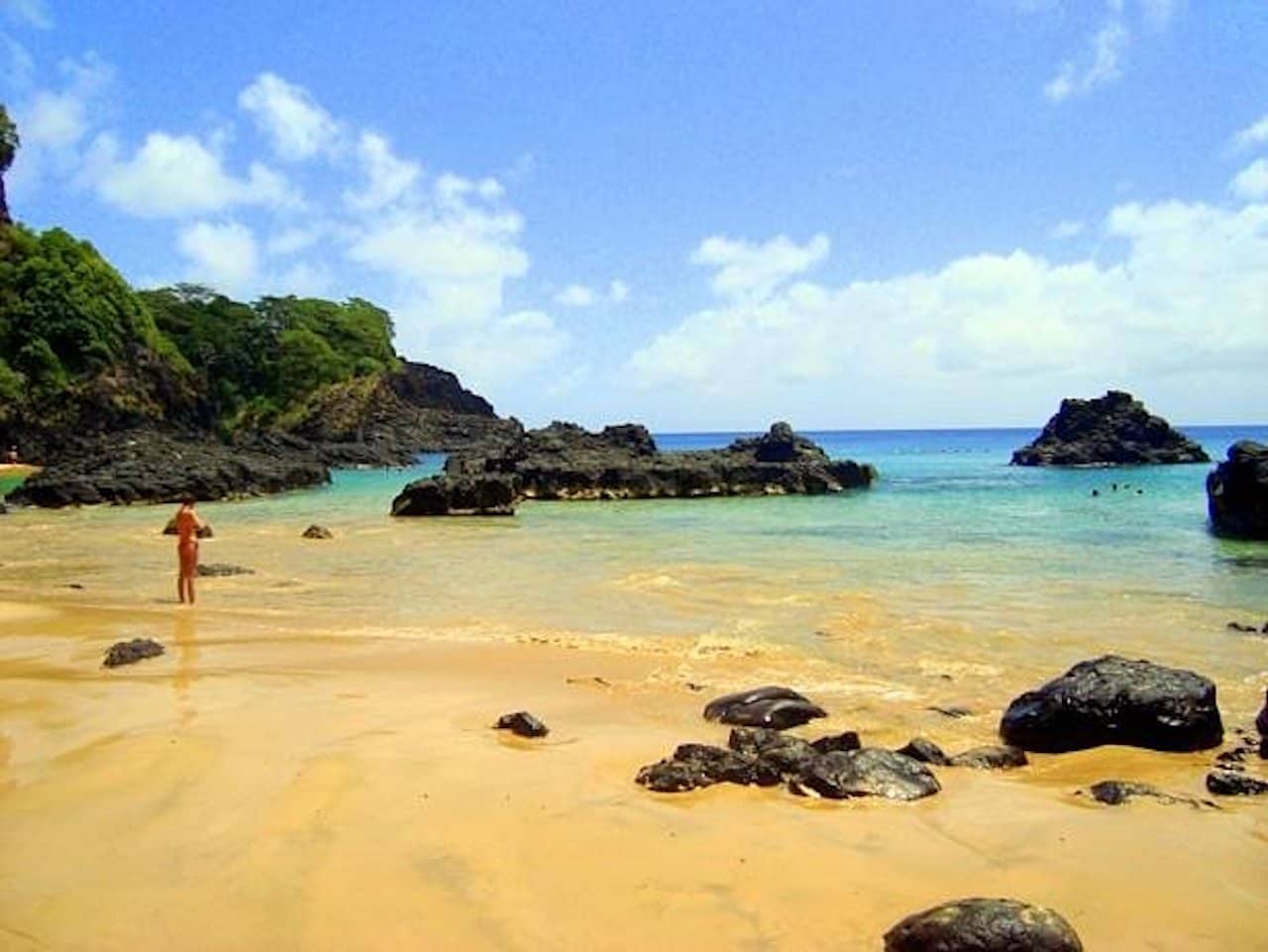 Bahía dos Porcos en Fernando de Noronha