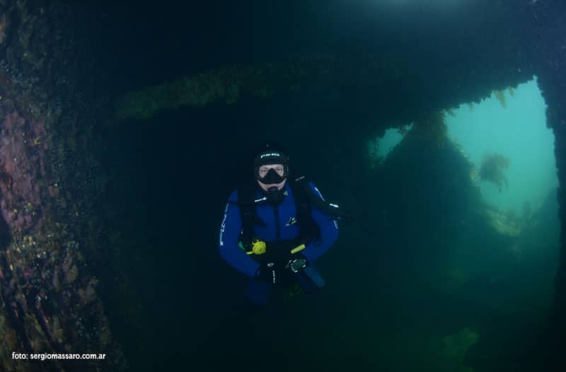  Master Divers - Buceo en Naufragio 